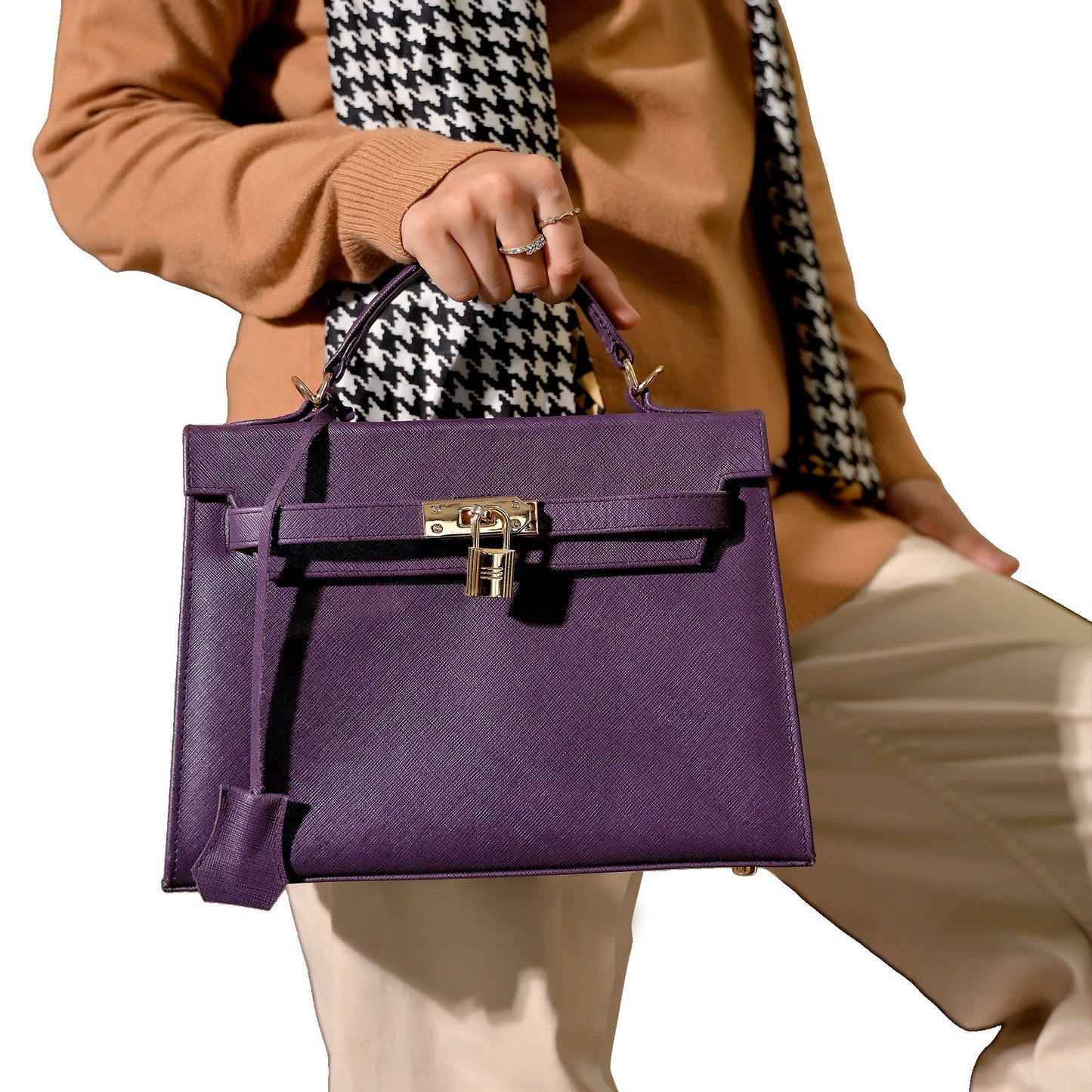 Saffiano Aura Lock Womens Top Handle Bag